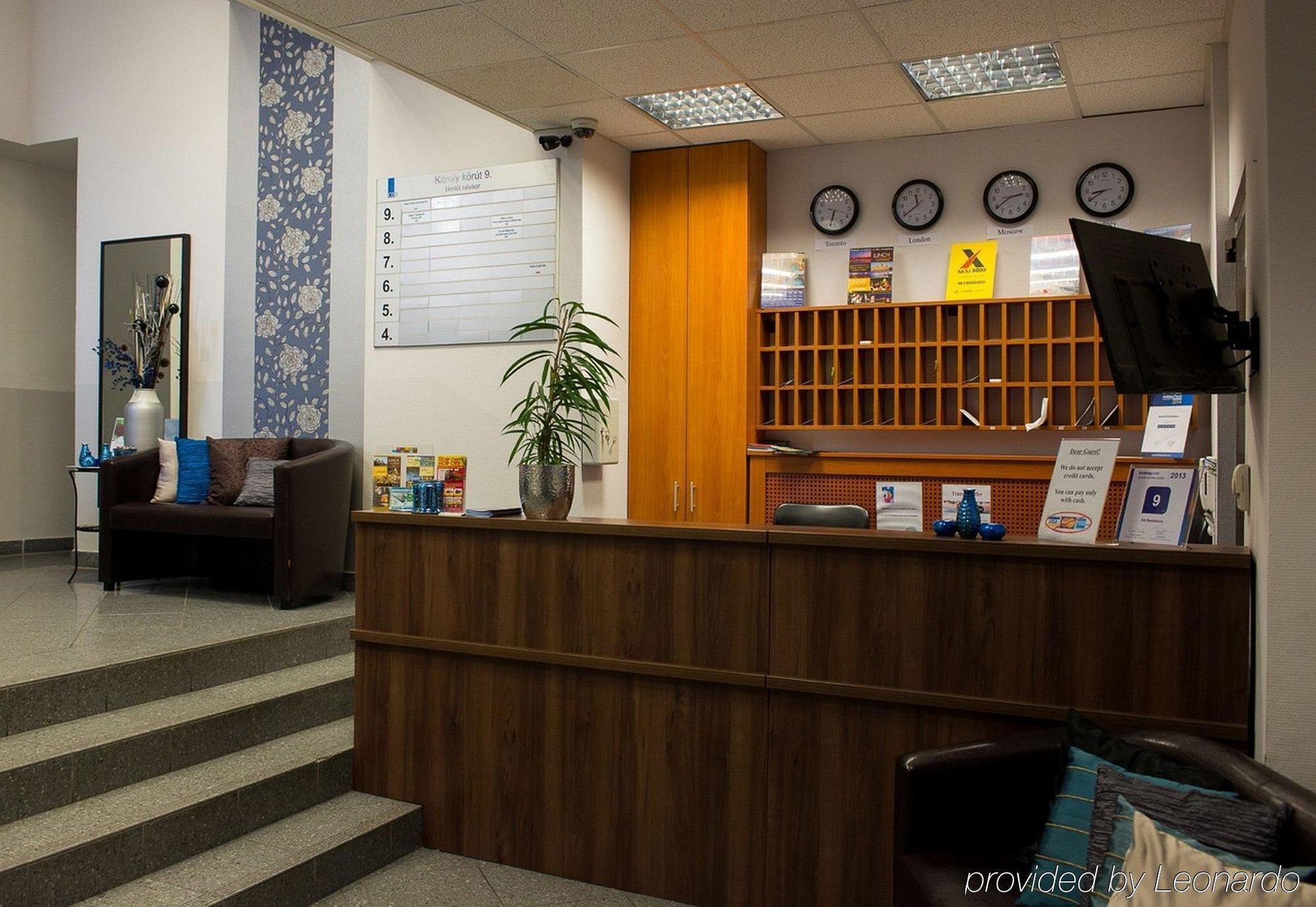 K9 Apartahotel 3*
